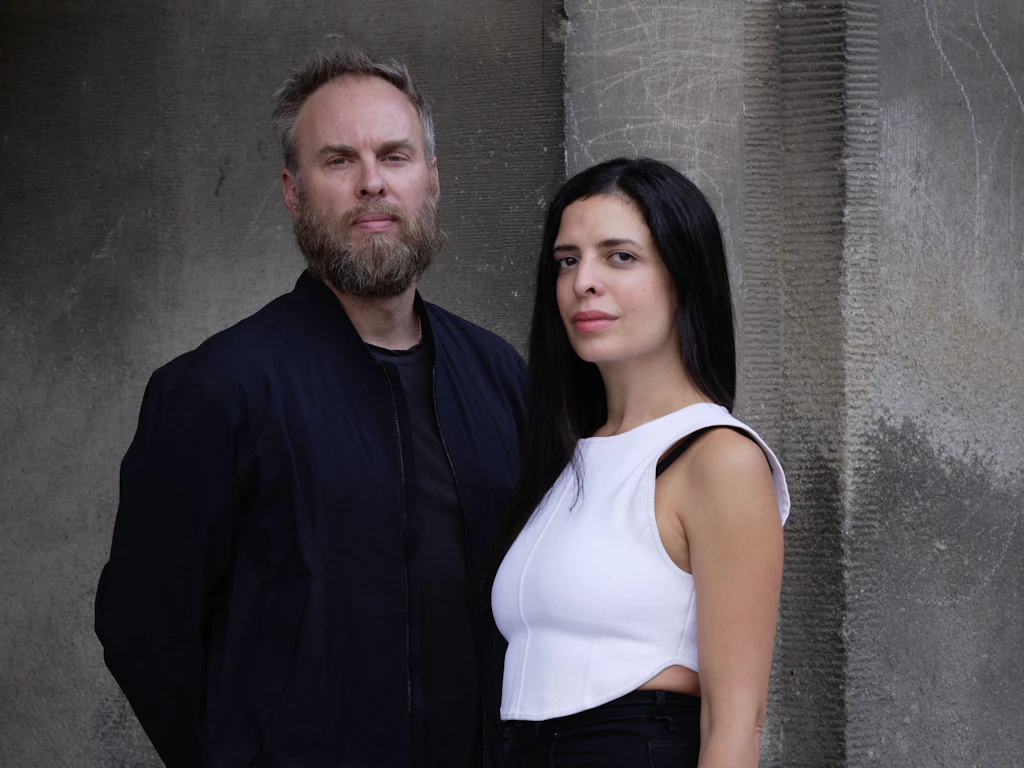 Ala Roushan und Charles Stankievech in der Halle am Berghain