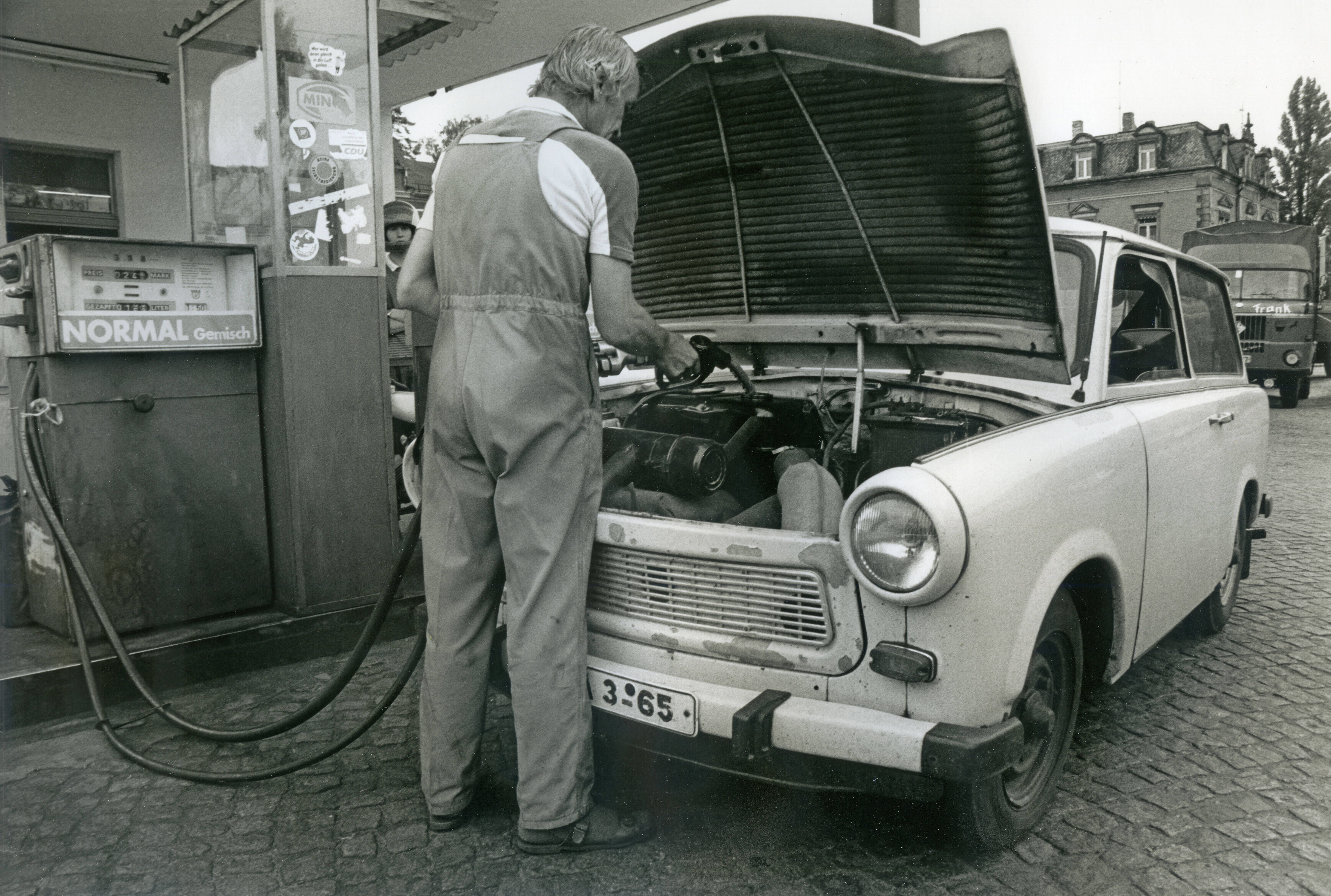 Tankrabatt in der DDR – so teuer war das Benzin für Trabant und Wartburg