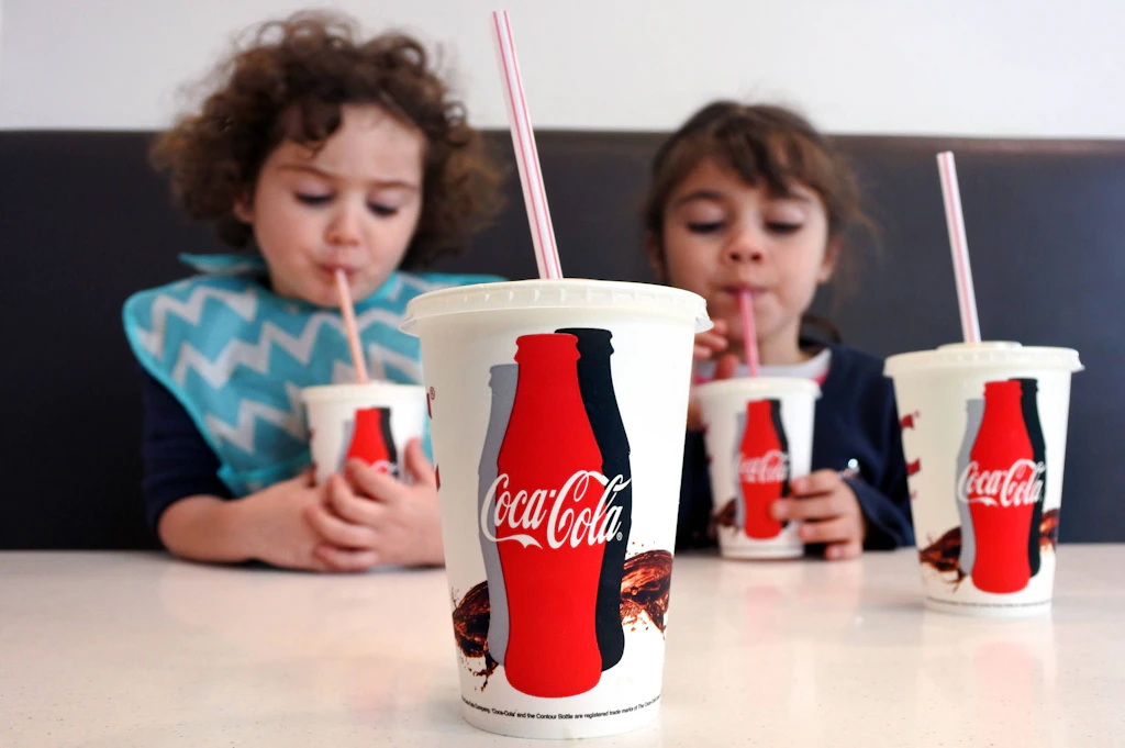 Zuckersteuer in Deutschland: Cola Zero bleibt verschont – aber diese Getränke trifft es!