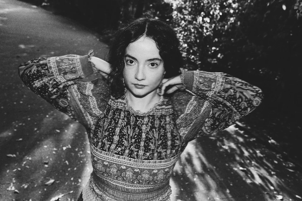 Gloria de Oliveira: „Ich habe keine Angst davor, Lieder über die Liebe zu schreiben.“