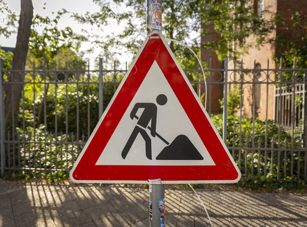 Kreuzungsumbau: An der Kipsdorfer Straße in Dresden beginnt der nächste Bauabschnitt mit Sperrungen und Umleitungen (Symbolbild).