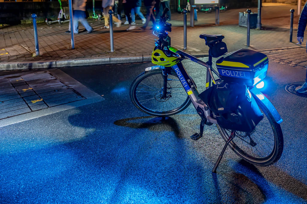 Fahrraddiebstahl: Die Polizei stellte in Leipzig einen mutmaßlichen Täter und Beweismittel sicher (Symbolbild).