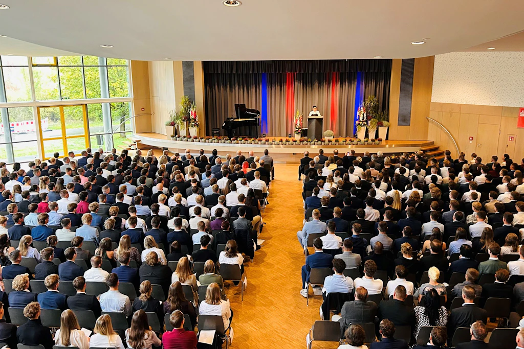 Studienbeginn: An der Dualen Hochschule Sachsen in Glauchau startet ein neuer Jahrgang mit 397 Studienverträgen.