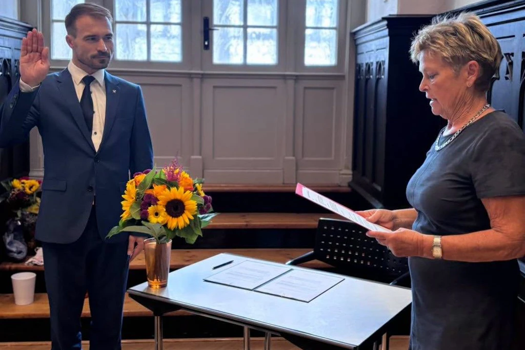Die Amtseinführung von Freibergs OB Philipp Preißler erfolgte mit achtmonatiger Verspätung. 