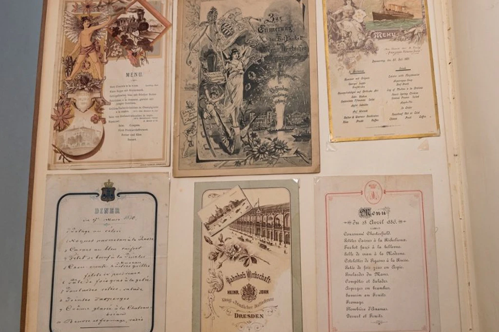 <strong>Verschiedene Menükarten aus dem späten 19. Jh., Menüalbum Kurt Holzig</strong>