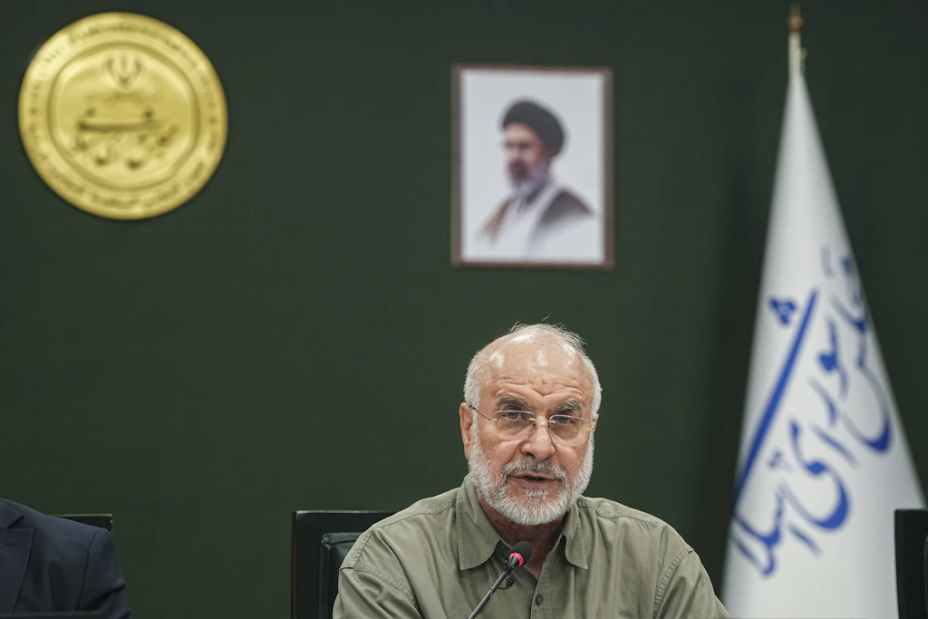 Irans Parlamentspräsident Mohammed Bagher Ghalibaf während einer Parlamentssitzung in Teheran im August 2026. 