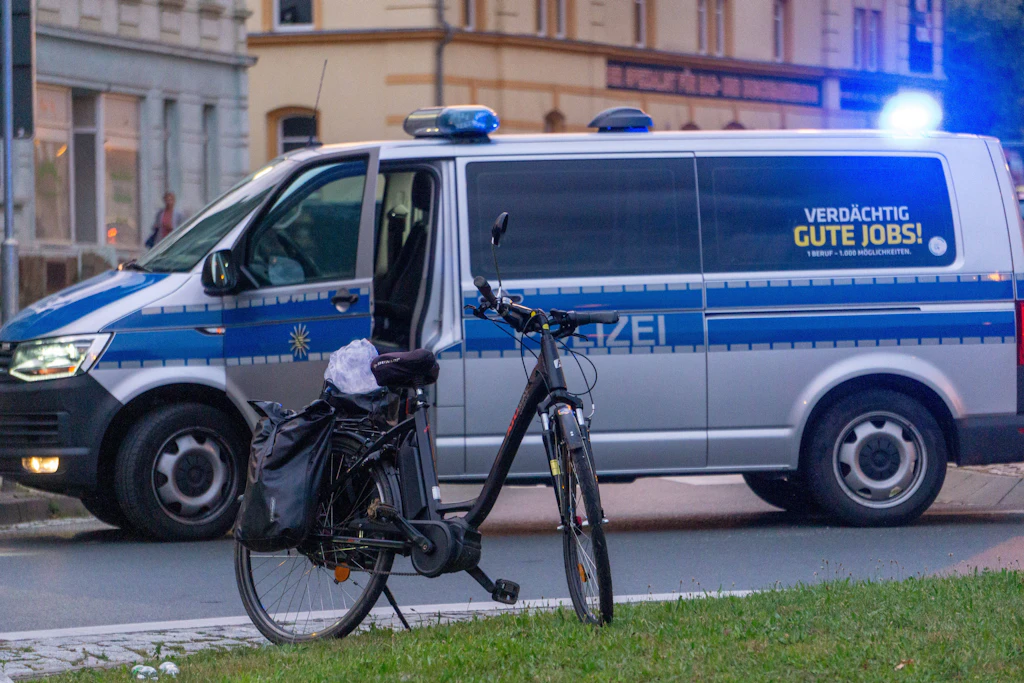 Alkoholkontrolle: Die Polizei stoppte in Amtsberg einen Pedelecfahrer mit 2,44 Promille (Symbolbild).