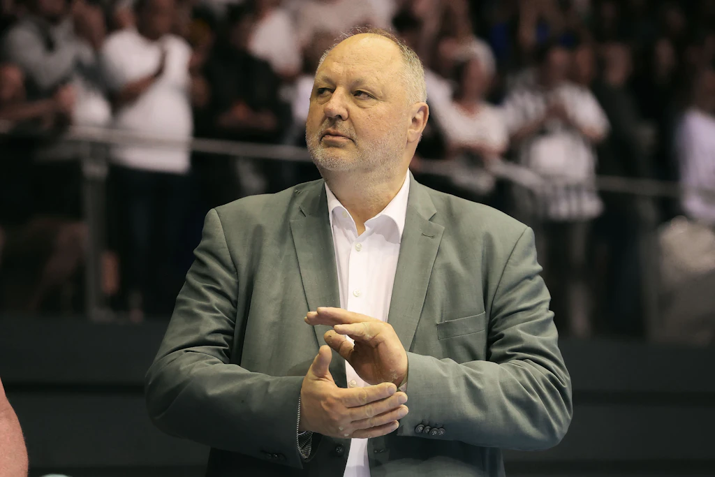 Als Präsident des Deutschen Handballbundes ist Andreas Michelmann regelmäßig in den deutschen Sporthallen, wie hier in diesem Jahr beim Finale der A-Junioren-Bundesliga zwischen dem SC Magdeburg und dem THW Kiel, zu sehen.