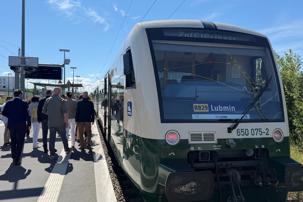 Nach 27 Jahren Pause gab es im Sommer für mehrere Wochen wieder Zugverkehr zwischen Greifswald und Lubmin.