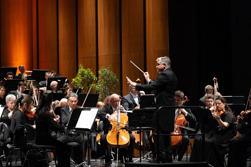 Sinfoniekonzerte in Dessau: Das Anhaltische Theater eröffnet die Saison am Donnerstag und Freitag mit Werken von Turina, Strauss und Haydn.