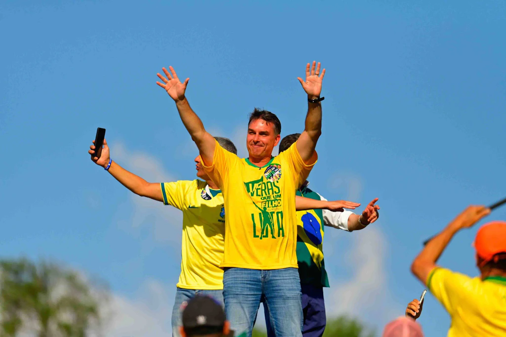 Wahlkampf für Flávio Bolsonaro am 27. September 2026 in Goiânia, Brasilien.