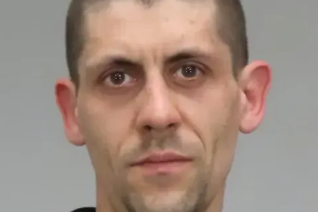 Die Polizei fahndet nach dem 39-jährigen Enrico J.