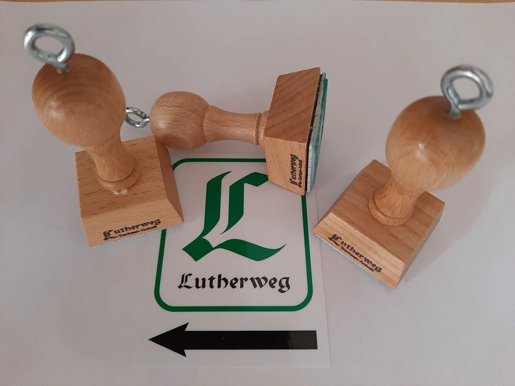 Lutherweg-Pilgerpass: Ab 30 Stempeln gibt es nun eine Urkunde