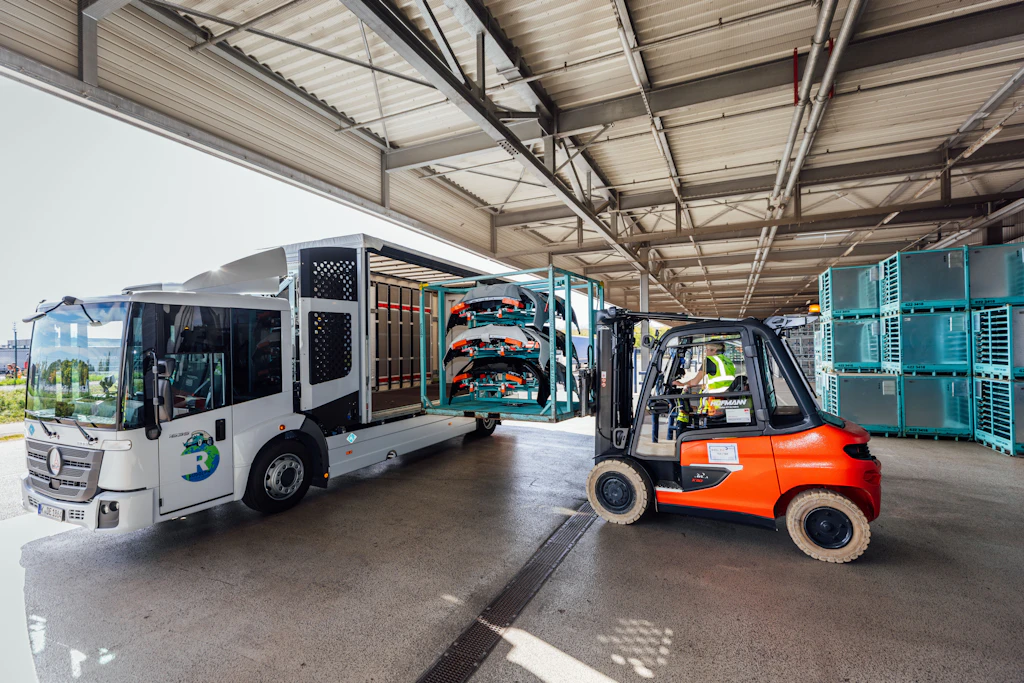 Der Truck soll in den kommenden Monaten auf Herz und Niere getestet werden: BMW sieht großes Potenzial in der Wasserstofftechnologie.