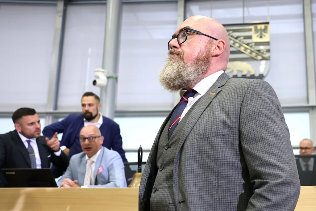 Hans-Thomas Tillschneider wurde als Landtagsvizepräsident gewählt: Dabei erhielt er drei Stimmen von Abgeordneten außerhalb seiner AfD-Fraktion.