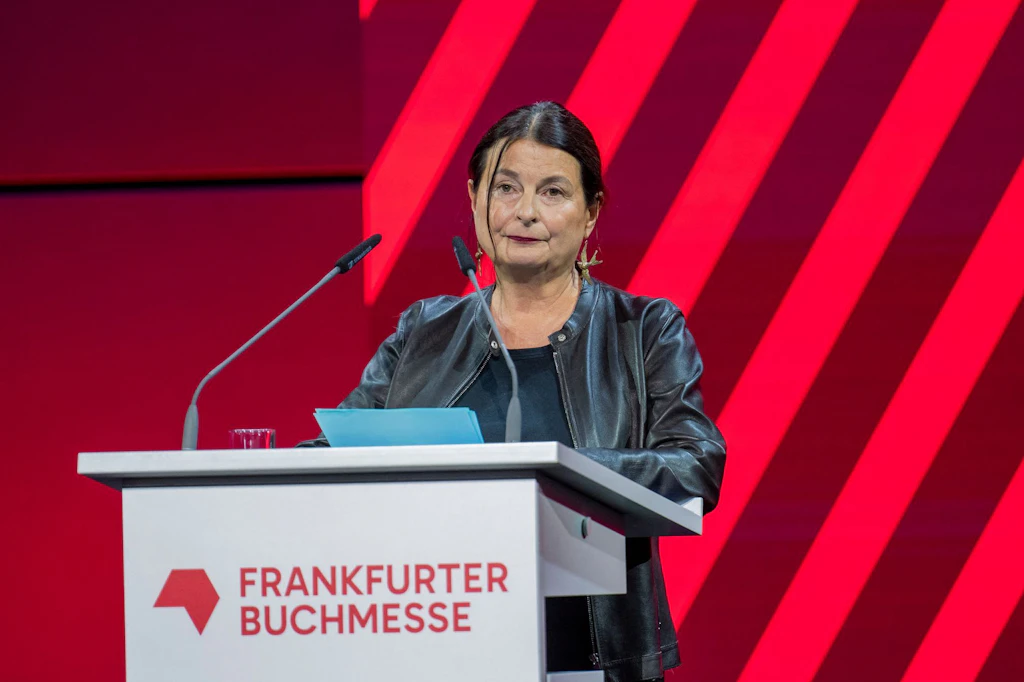 Radka Denemarková, tschechische Schriftstellerin, kritisiert auf dem Festakt zur Eröffnung der Buchmesse den tschechischen Kulturminister.