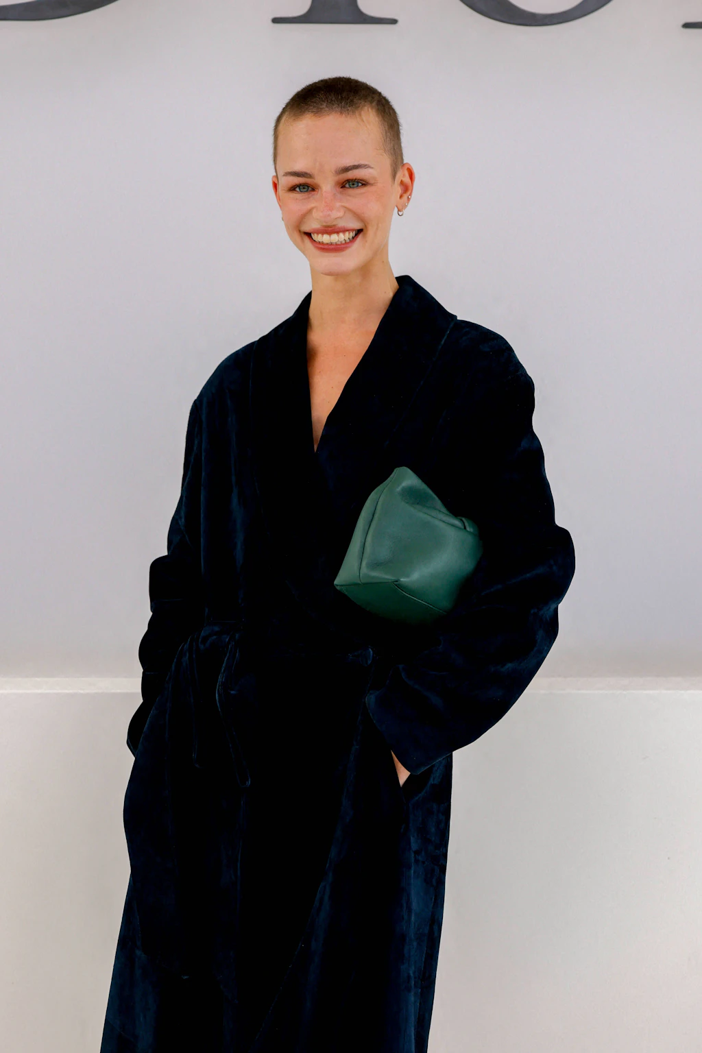 Die Berlinerin Melanie Kieback, die als Vanellimelli auf Instagram zu finden ist, zeigte bei Dior den Look.