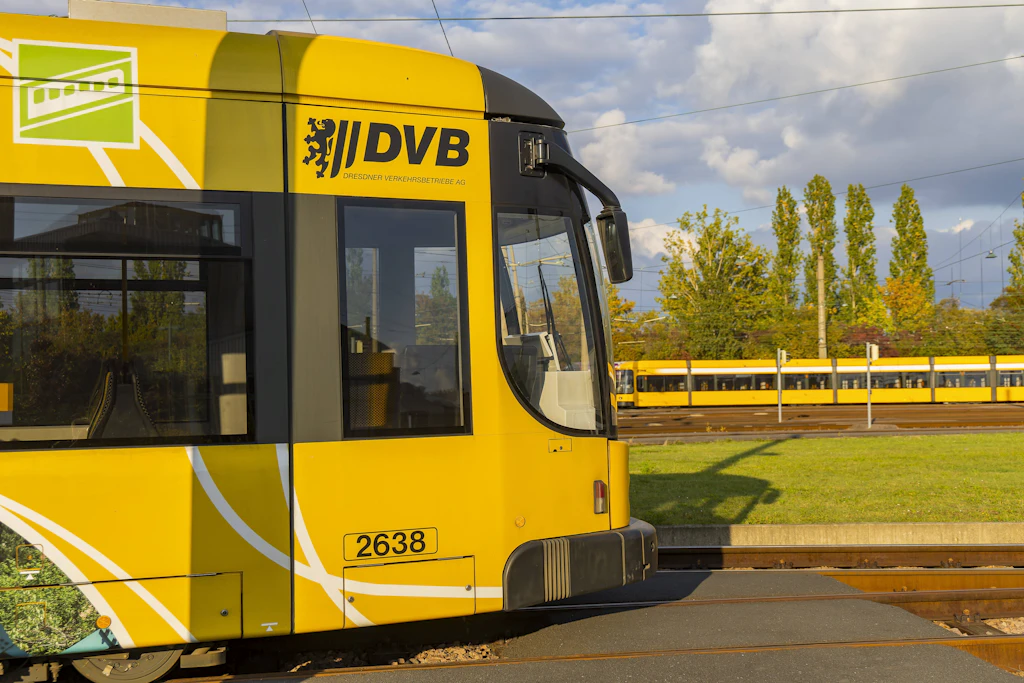 Straßenbahnverkehr: Wegen mehrerer Baustellen ändert die DVB ab Montag Fahrwege und Haltestellen (Symbolbild).