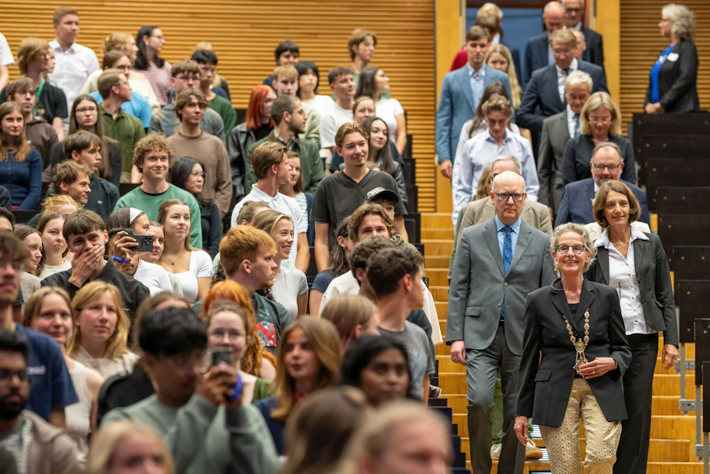 TU Dresden begrüßt 6226 Erstsemester, Rekord bei internationalen Bewerbungen