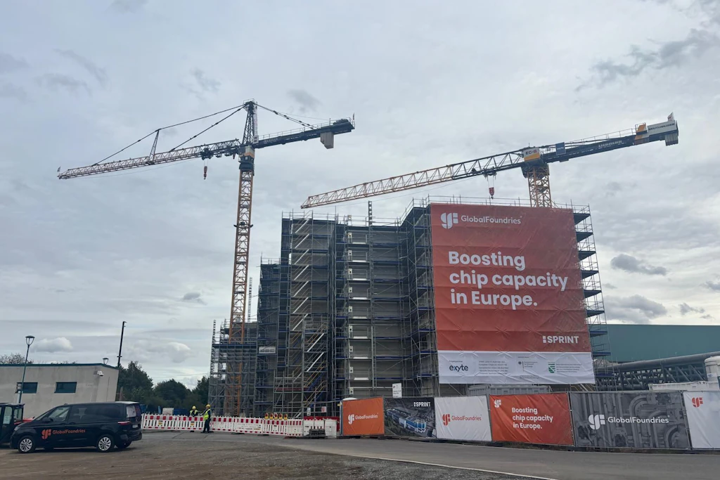 Richtfest bei Globalfoundries in Dresden: Chipfabrik soll Physical AI voranbringen