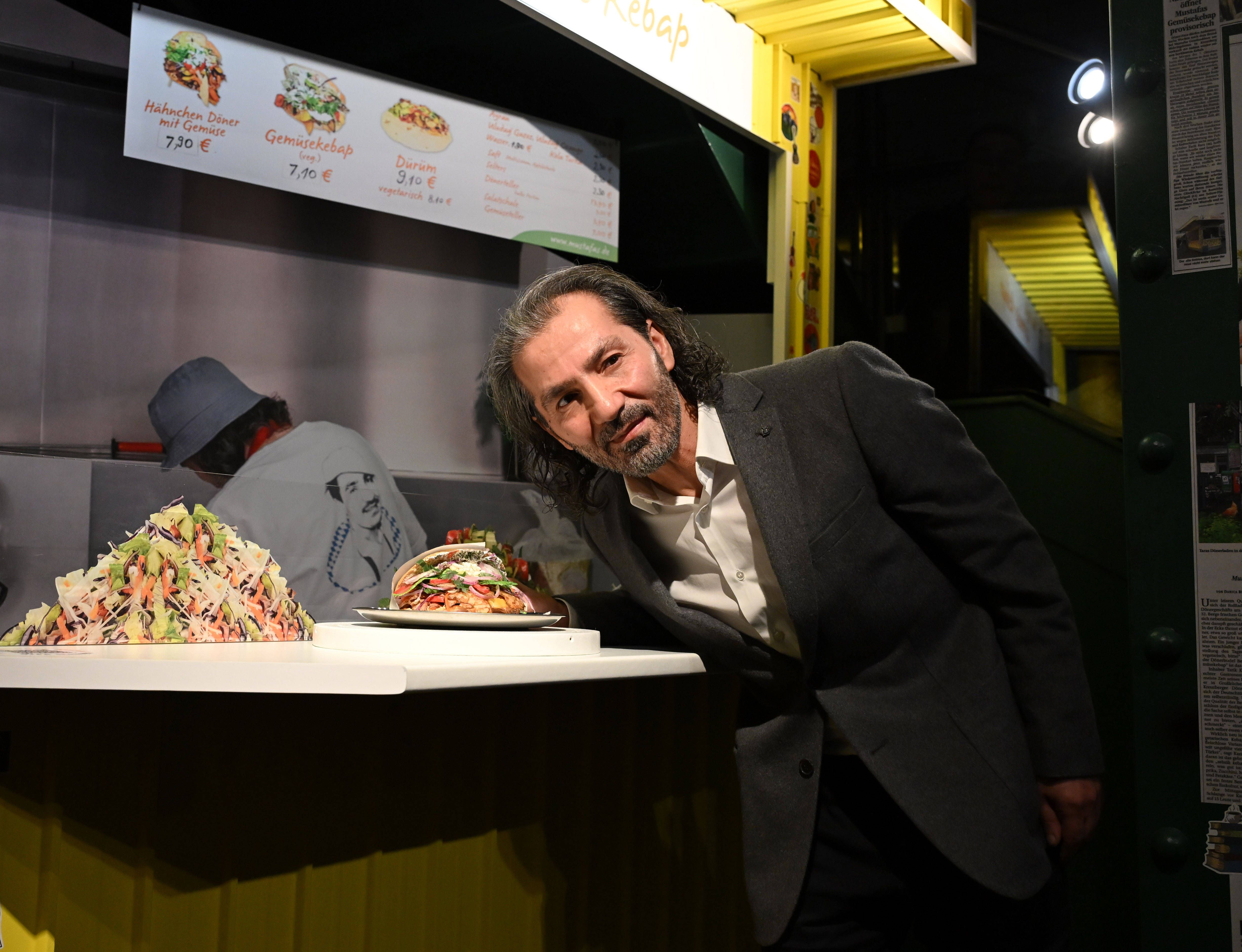 Der teuerste Döner der Welt kostet 10.000 Euro: Es gibt ihn in Berlin – und er ist ungenießbar