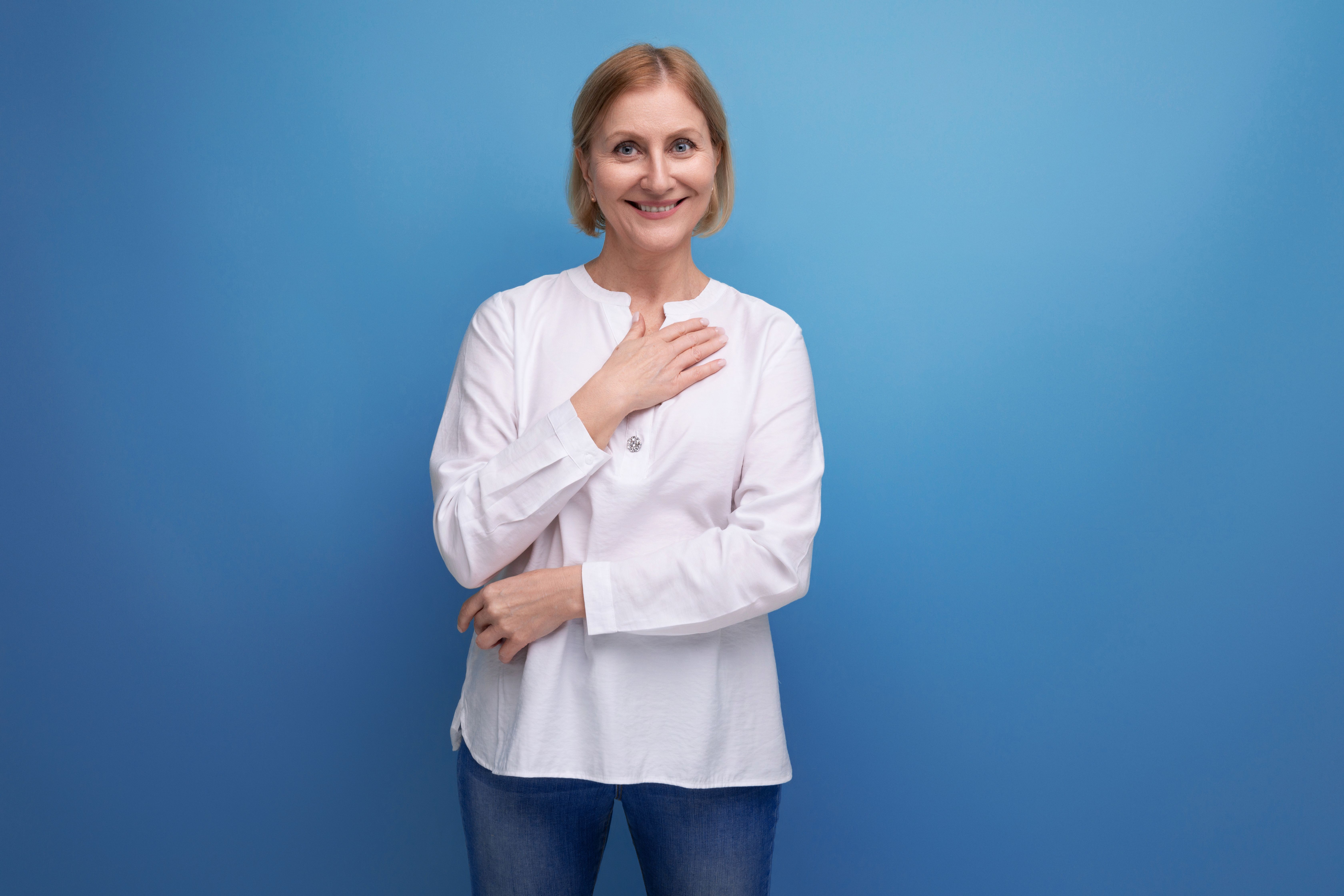 Der Bauch wird dicker in den Wechseljahren? Das hilft gegen den Hormonbauch