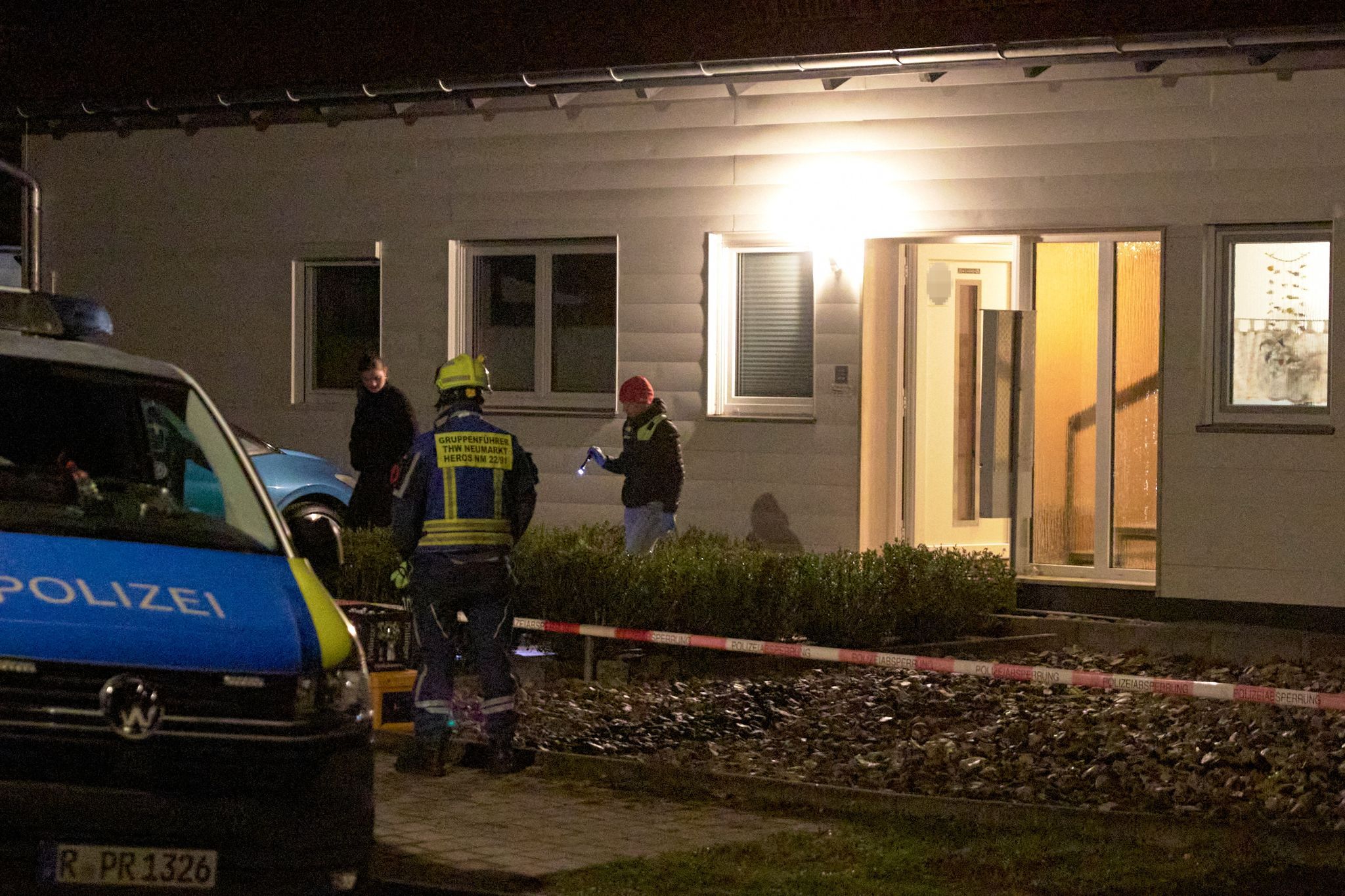 Berngau in Bayern: 60-Jähriger erschießt Frau und Mann von Behörde. Das ist über Täter und Opfer bekannt
