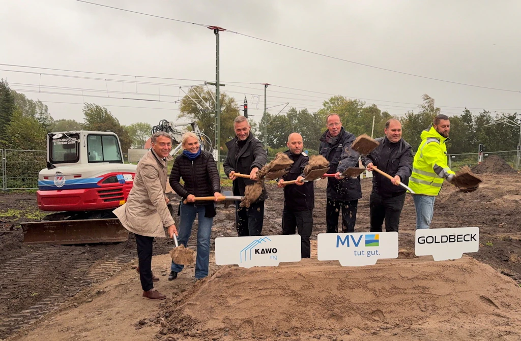 Spatenstich in Lietzow: Der Bau für das neue Feuerwehrgerätehaus hat begonnen.