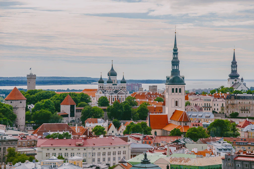 Tallinner Altstadt mit Alexander-Newski-Kathedrale, Olaikirche und Domkirche: Estland gibt in der europäischen Russlandpolitik gern den moralischen Ton an.