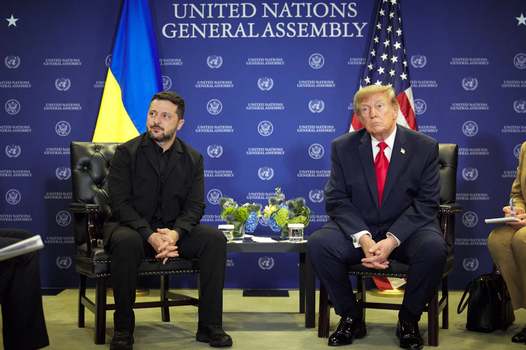 Trump fordert Machtwechsel in der Ukraine: Ein innenpolitisches Geschenk für Selenskyj