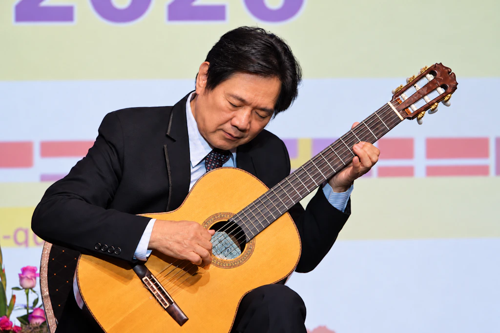 Prof. Dang Ngoc Long beim Konzert