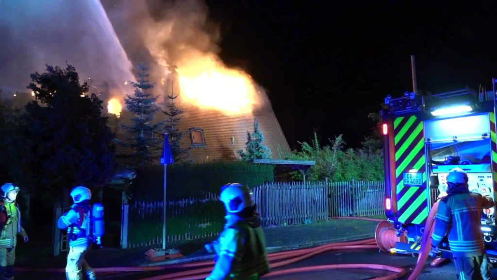 Großbrand in Dresden-Cossebaude
