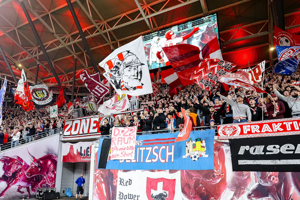 Zu kurz und zu teuer: Den Fussballfans von RB Leipzig geht es um die Wurst