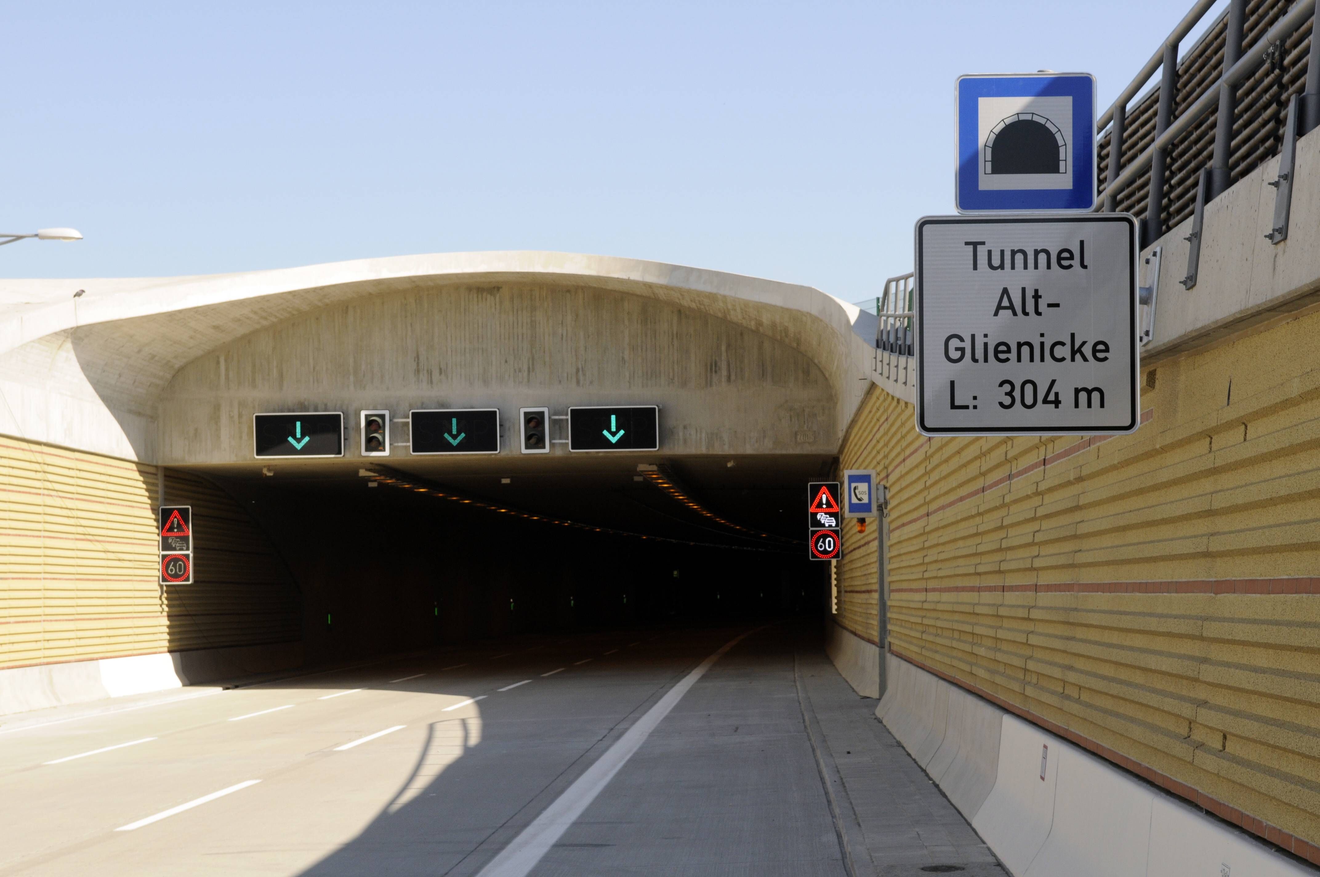 Sperrung auf der A113, Tunnel Alexanderplatz dicht