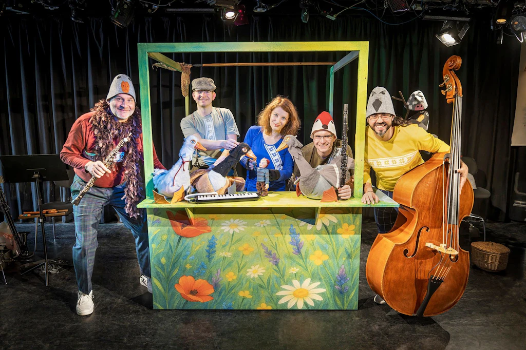 Kinderkonzert in Annaberg-Buchholz: Das Abenteuerkonzert „Nils Holgerssons wunderbare Reise“ läuft ab 24. Oktober wieder im Eduard-von-Winterstein-Theater.