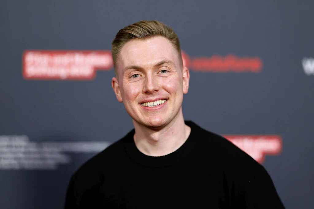 Felix Michels ist als Tomatolix einer der erfolgreichsten YouTuber Deutschlands. Für seine neue Serie reist er quer durch Ostdeutschland.