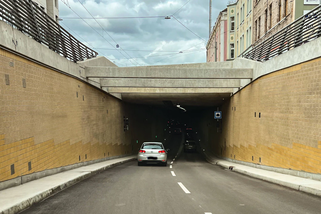Ursprünglich sollte Magdeburgs City-Tunnel mal 37 Millionen Euro kosten. Heute ist es bereits das Fünffache und die Kosten steigen weiter.