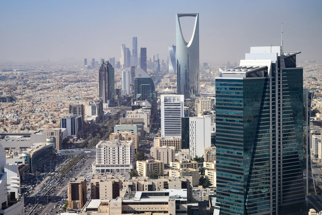 Blick auf die saudische Hauptstadt Riad. Nach AFP-Angaben sollen sämtliche amerikanischen Botschaftsmitarbeiter und ihre Familien Saudi-Arabien verlassen.