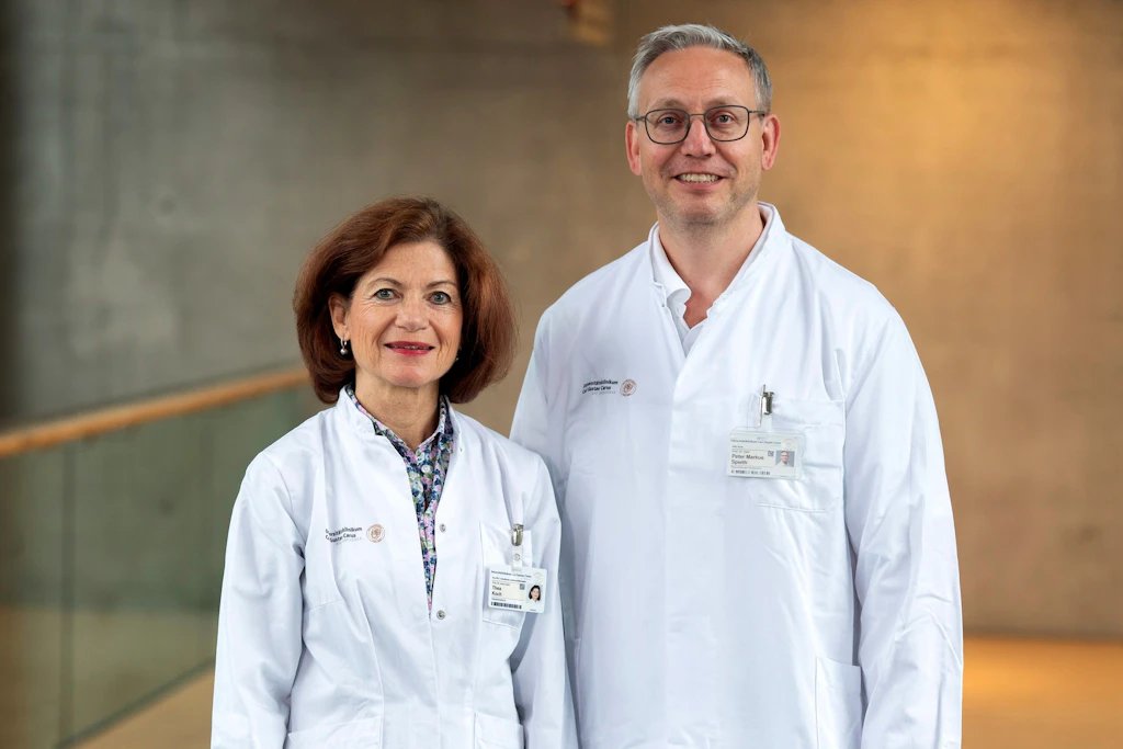 Thea Koch und Peter Spieth von der Klinik und Poliklinik für Anästhesiologie und Intensivtherapie am Universitätsklinikum Dresden.
