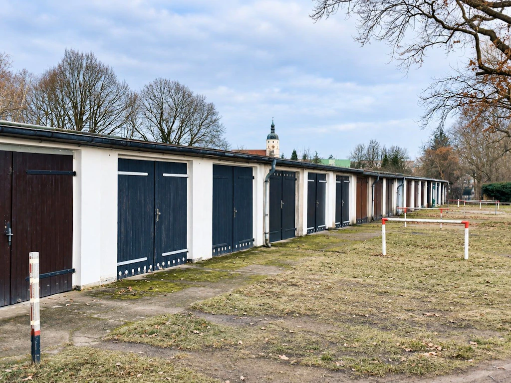 Städtische Garagen in Lübben kosten ab 2027 einheitlichen Preis