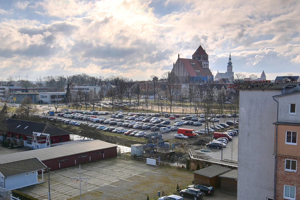 Parkraumbewirtschaftung: Greifswald stellt seine Wert-, Pendler- und Dauerparkkarten auf Strichcode um (Symbolbild).