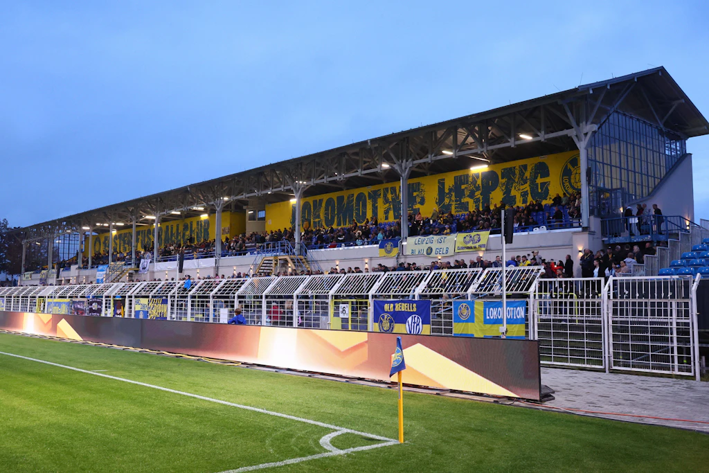 Das Bruno-Plache-Stadion wird am Wochenende Austragungsort des Derbys zwischen dem 1. FC Lok Leipzig und Chemie Leipzig sein.