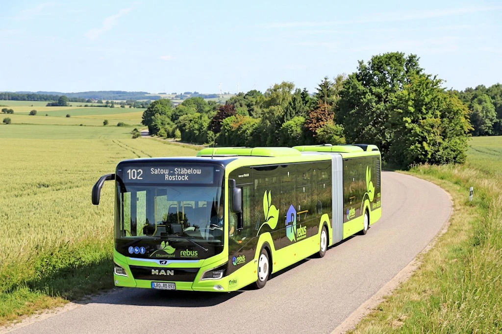 Buslinie 102: Der neue Fahrplan bringt ab 26. Oktober mehr Verbindungen zwischen Rostock, Kritzmow und Satow.