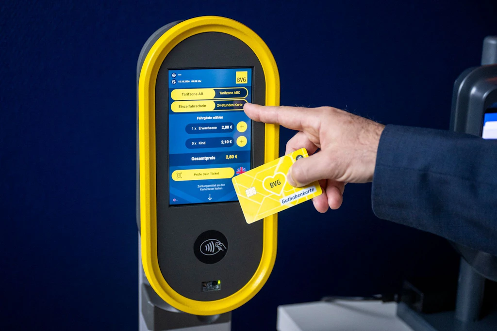 BVG schafft Fahrscheinautomaten ab: Berliner Fahrgastverband schlägt Alarm