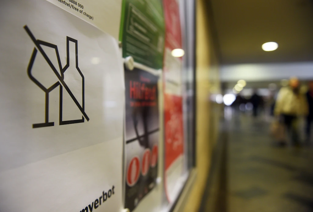 Das bundesweite Alkoholverbot an Bahnhöfen: So reagieren Berliner