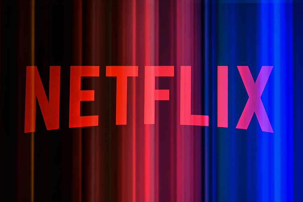Wer werbefrei bei Netflix streamen will, muss künftig 15,99 Euro zahlen.