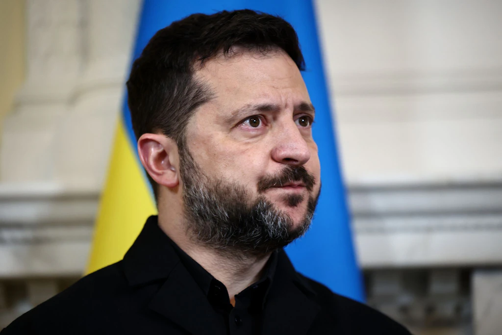 Selenskyj: Ukraine wartet seit fast einem Monat auf Hegseths Freigabe für Patriot-Raketen