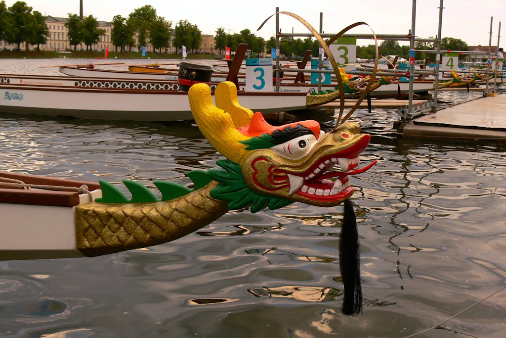 Das Drachenbootfestival im Schweriner Pfaffenteich ist gerettet.