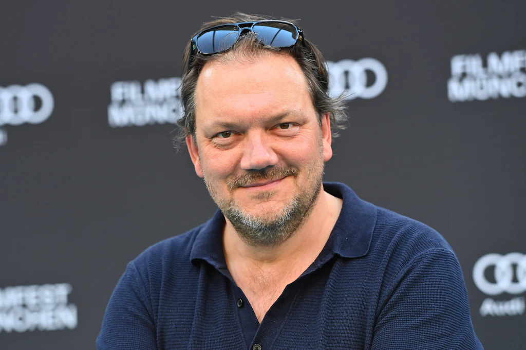 Charly Hübner: In Mecklenburg-Vorpommern kennt sich der Schauspieler aus.