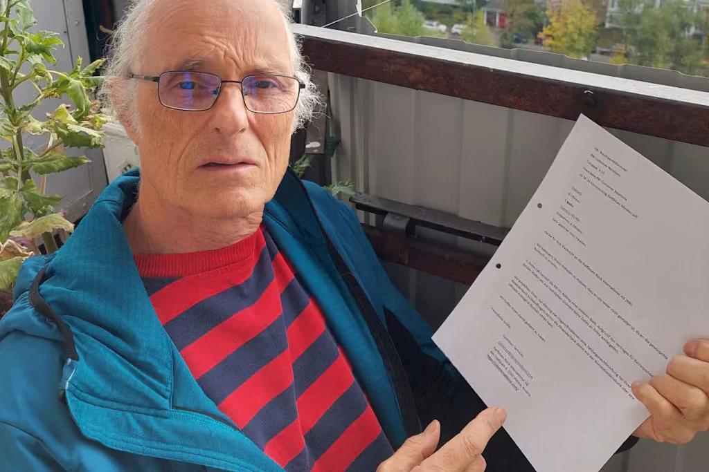 „Im Auftrag einer anderen Bank“: Mit diesem Schreiben verweigerte die Raiffeisen-Bank International Ulrich Heyden die Auskunft. Seit Juni fehlen ihm jeden Monat 200 Euro Rente.